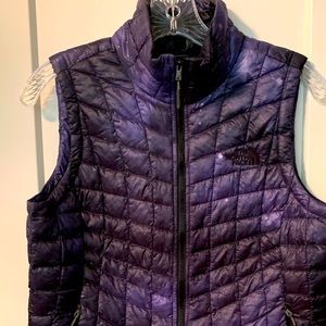 The North Face Vest puffer in a deep purple